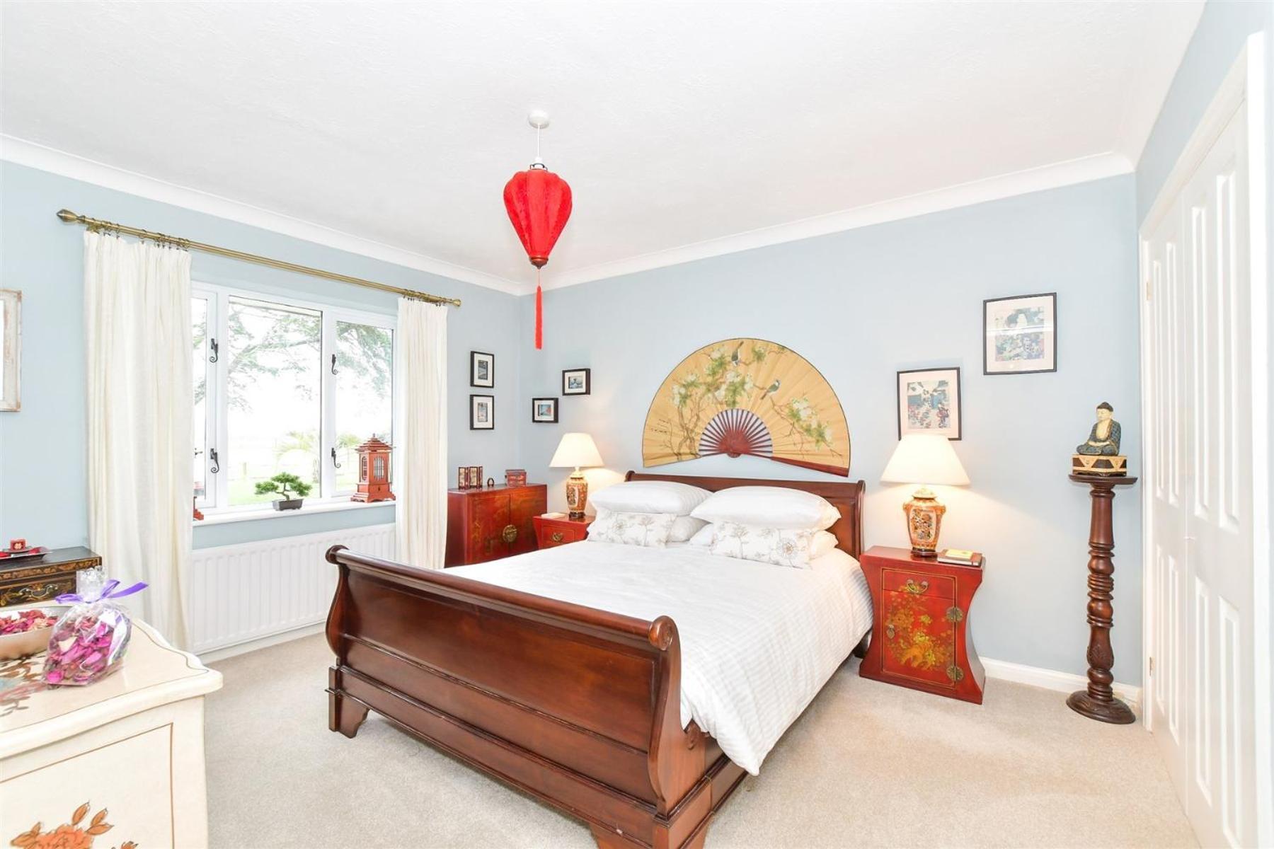 Stay At 'The Elms' In Tranquil Church Norton, Selsey - Ground Floor Bedroom, Own Private Bathroom, Quiet Beach, 2 Acre Garden By The Sea, On Edge Of Wildlife Nature Reserve Ngoại thất bức ảnh